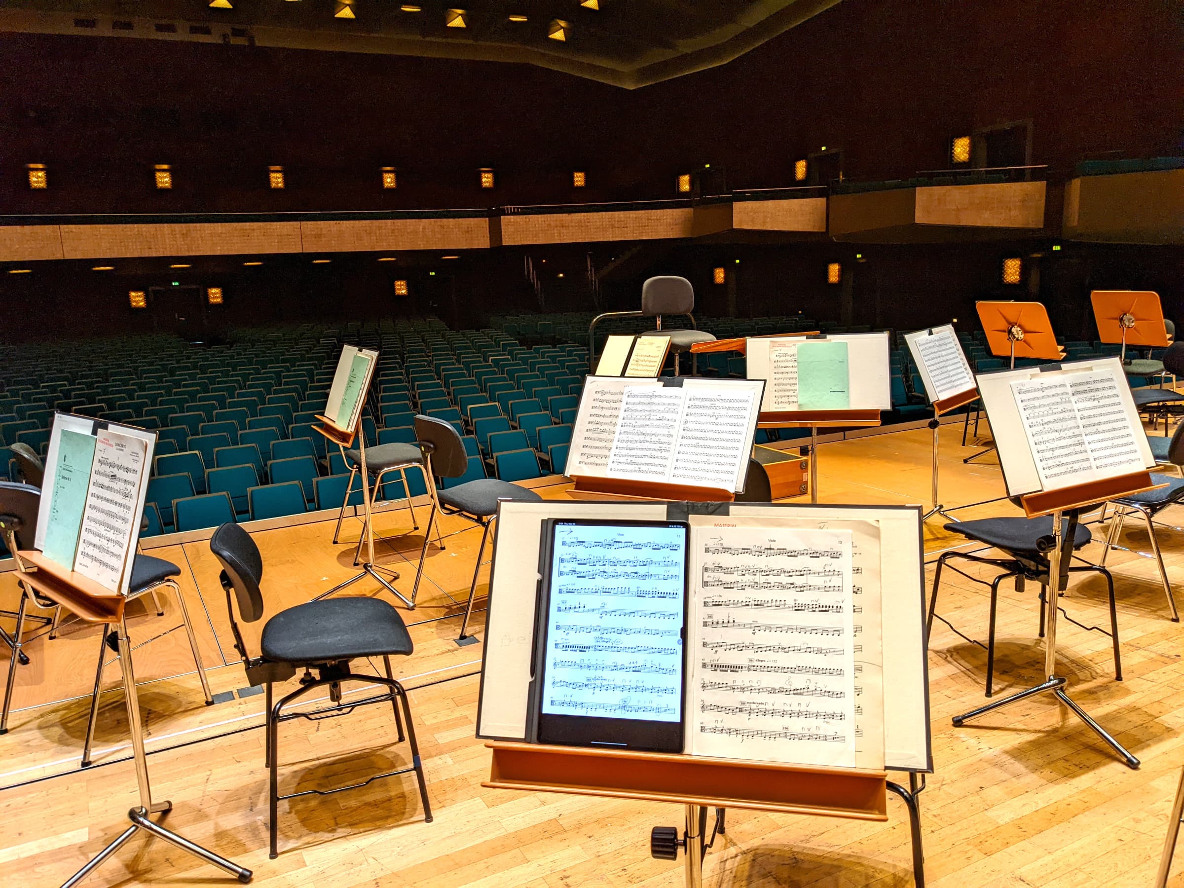 Musiker-Tablets - Probe im Symphonieorchester mit dem Samsung Galaxy Tab S8 Ultra